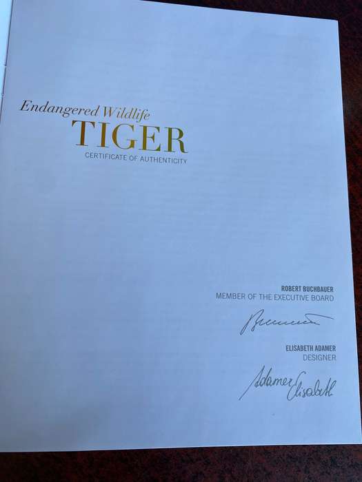 SWAROVSKI CRYSTAL SCS 210 TIGER 1003148 MINT BOXED RETIRED -RARE-SIZE 18,5 X 8,5 CM