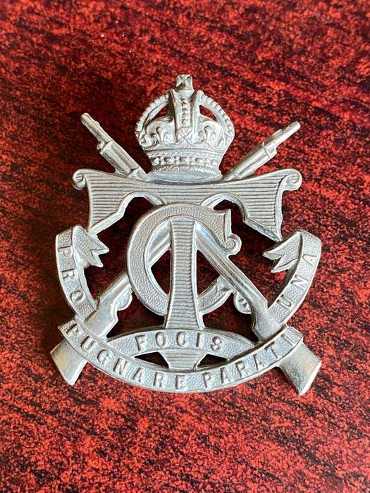 TRANSVAAL CADETS WHITE METAL CAP BADGE- 2 LUGS