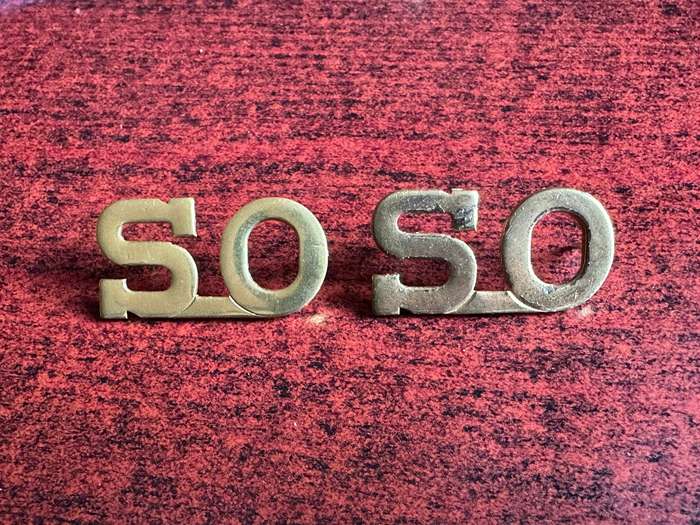 CADET STUDENT OFFICER TITLE PAIR-PINS INTACT