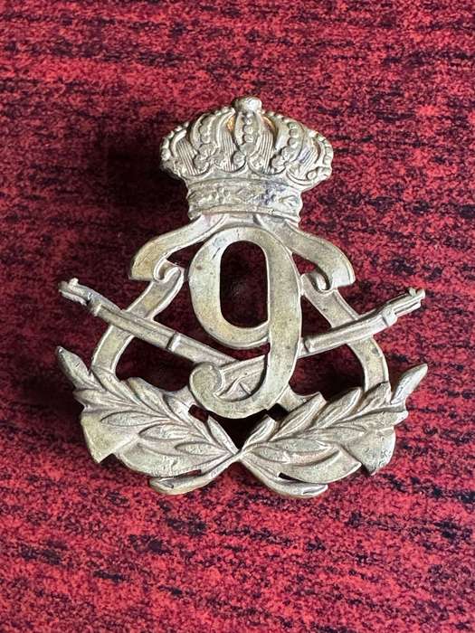 WW2 -BELGIUM 9TH INFANTRY DIVISION CAP BADGE-FOUGHT IN THE BATTLE OF BELGIUM