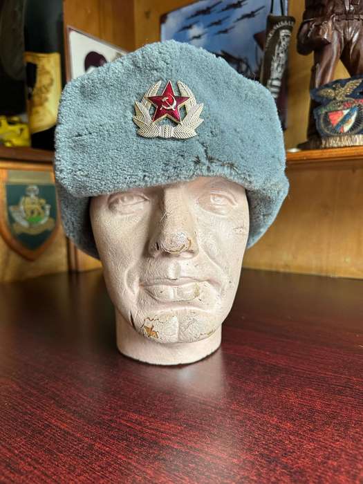 ORIGINAL RUSSIAN USHANKA (AUTHENTIC) MILITARY- SIZE 57