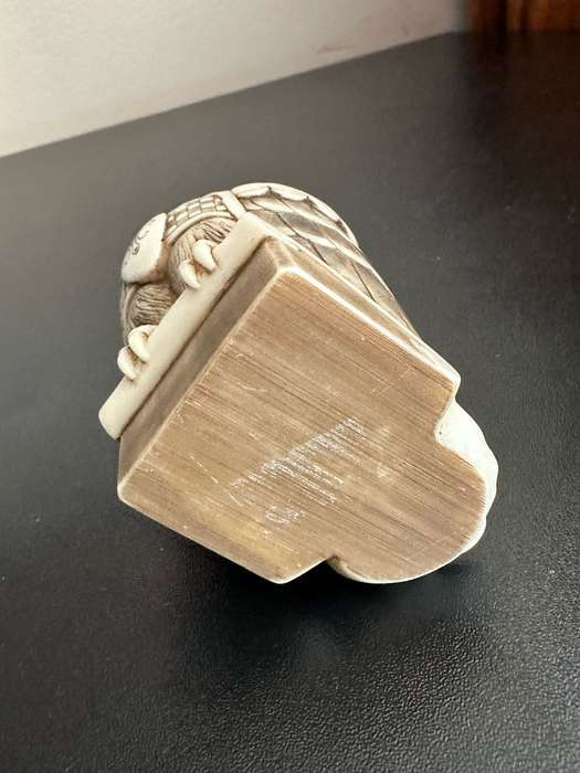 JOHN BICCARD,CRUSHED MARBLE PROF. OWL SCULPTURE 110MM-GOOD CONDITION