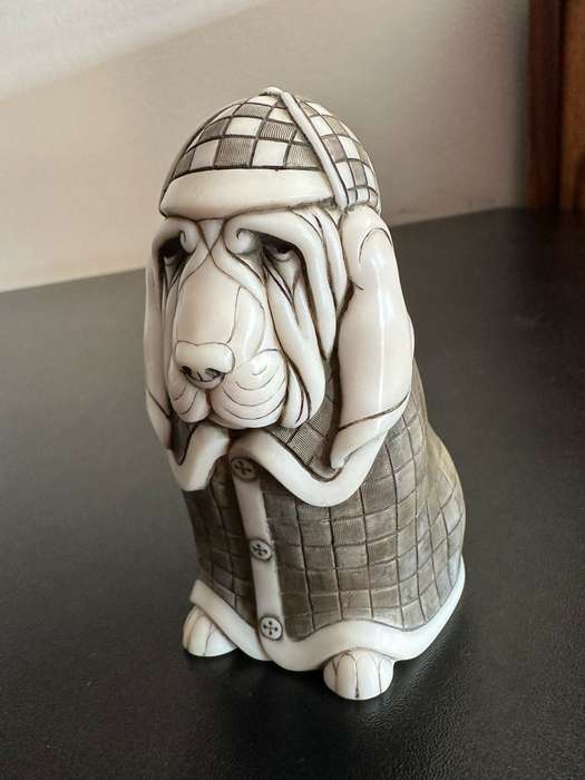 JOHN BICCARD,CRUSHED MARBLE ,SHERLOCK HOUND SCULPTURE 110MM-GOOD CONDITION