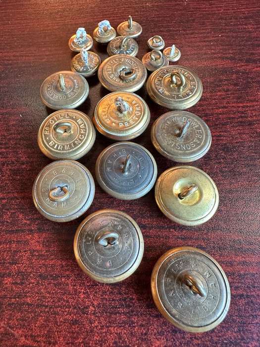 SA UNIVERSAL TUNIC BUTTONS