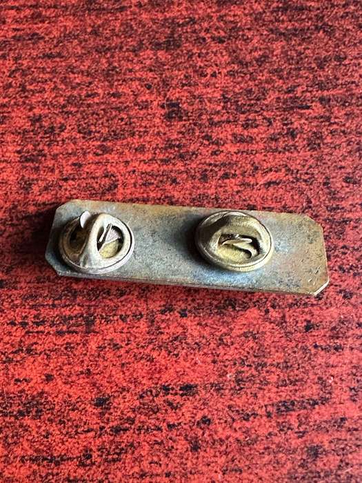ARMY MARKSMAN BADGE-BRONZE RIFLE ON ENAMEL BACKING- 2 PINS-DAMAGED