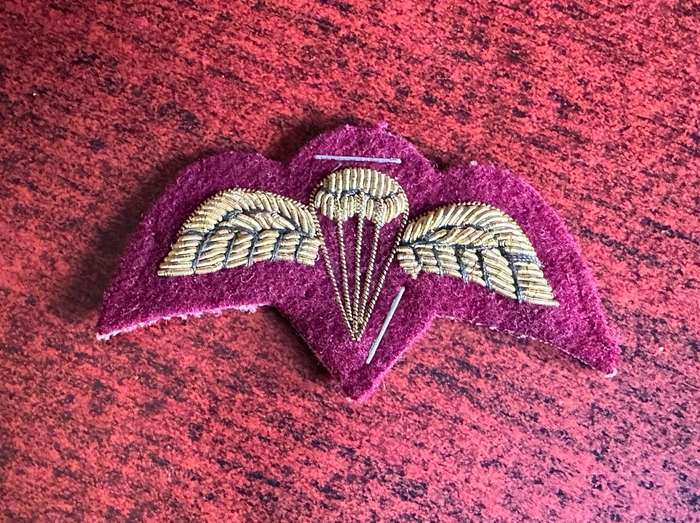 AUSTRALIAN ARMY 3RD BATTALION-ROYAL AUSTRALIAN REGIMENT PARA WING-MESS DRESS