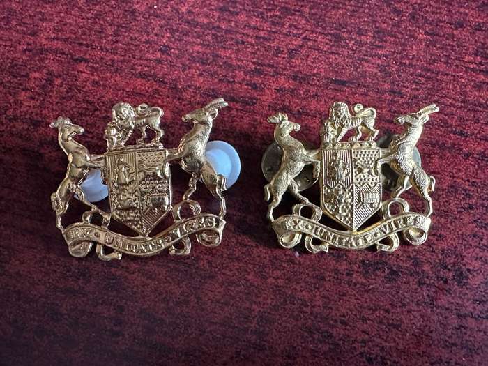SA SERGEANT MAJOR CLASS 1 BRASS RANK BADGE PAIR-WORN 1920'S-1950'S-PIN S COMPLETE