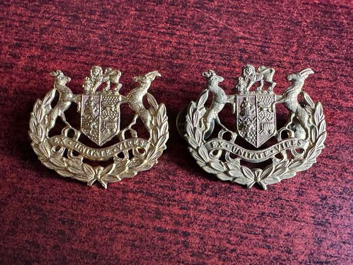 SA GARRISON SERGEANT MAJOR IN BRASS,RANK PAIR-WORN 1920'S-1950'S-PINS COMPLETE