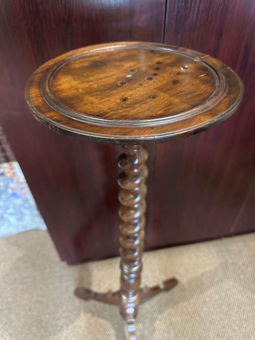 CAPE STINKWOOD 19TH CENTURY GUERIDON-HEIGHT 1030 MM-BARLEY TWISTER GEORGIAN STYLE LEGS