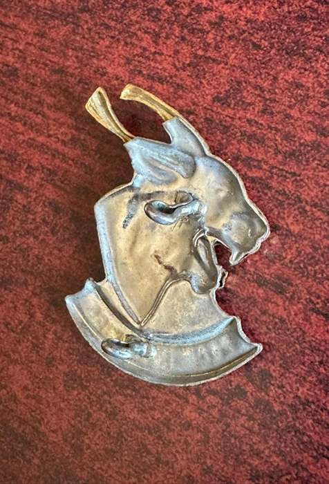 Regiment Pretorius bi-metal cap badge. Approved in 1989. 2 x Lugs.