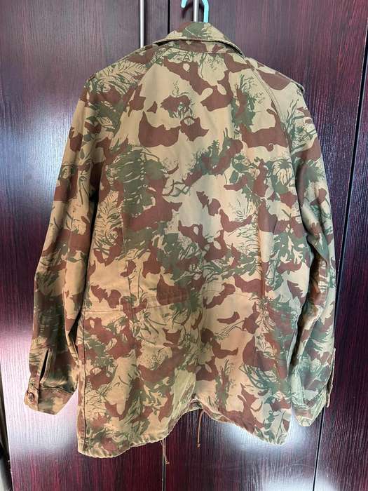 Police task force 2nd pattern camo jacket, size large to xtra large. Measures 62 cm armpit to armpit