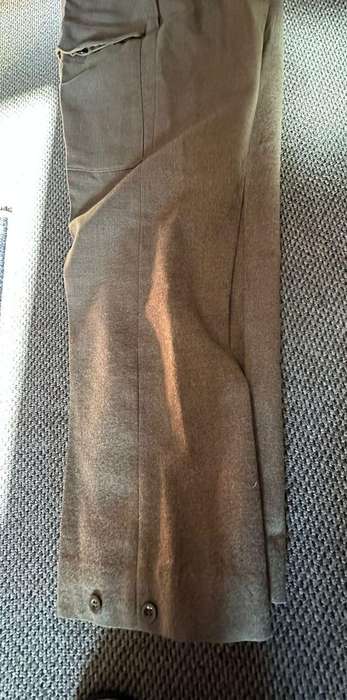Old SA army Bunny jacket (size large). Measures 52cm armpit to armpit , labelled and dated 1956. Siz