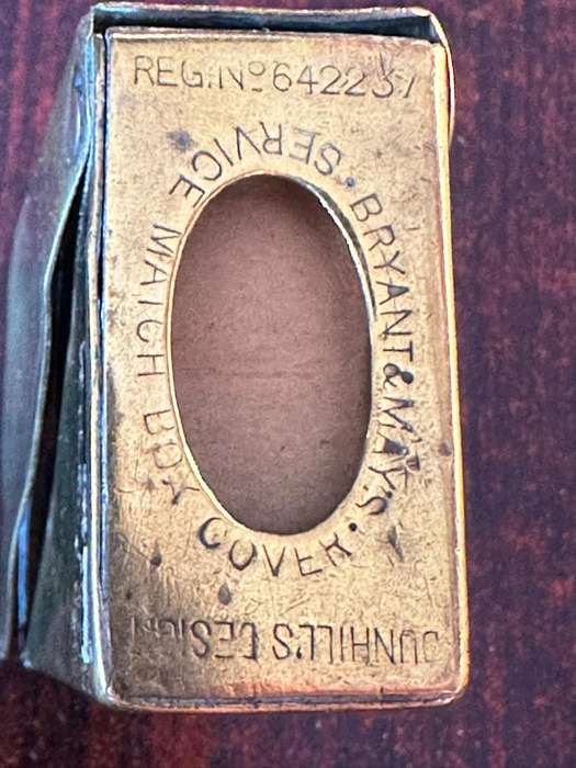 WW1 Dunhill service matchbox cover. Officers. Comes with maker stamp and Australian badge. Brass. Me
