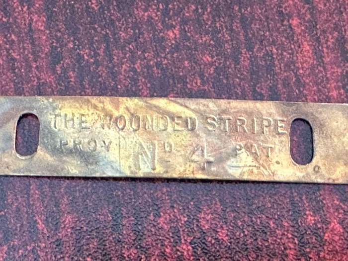 WW1 Wound stripe. Scarce.