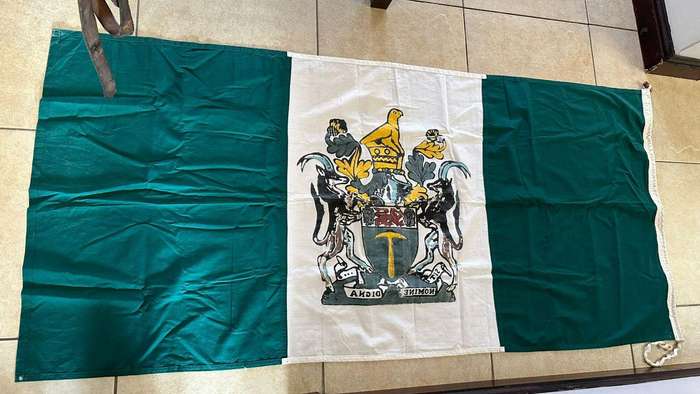 Rhodesian flag (not labelled) Measures 172x 80 cm. Cotton.