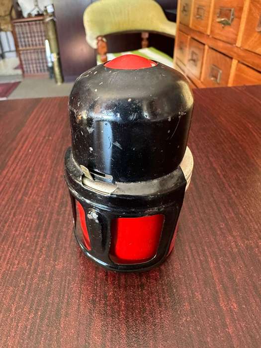 Italian WW2 hand grenade. Also called the Red Devil, because it frequently failed.