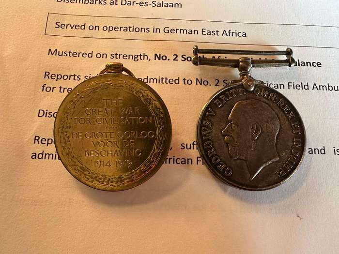 Group of 2: British War medal and Bi-lingual Victory medal Hoffman A.S (S.A.M.C.)Attested 29 July 19