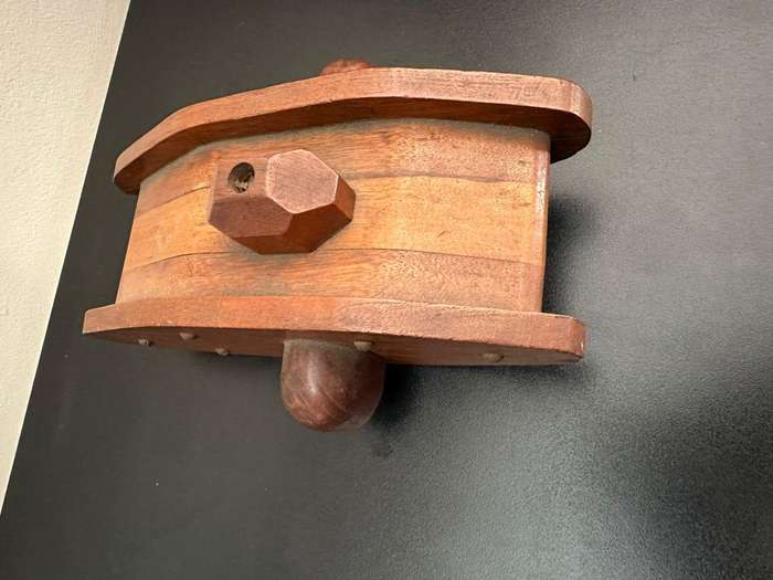 WW1 Trench art. Measures 27x18 cm. Height 12 cm.