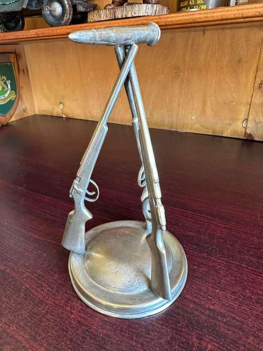 Boer War .303 shooting award. Height 19,5cm. Diameter at the base 11,5cm