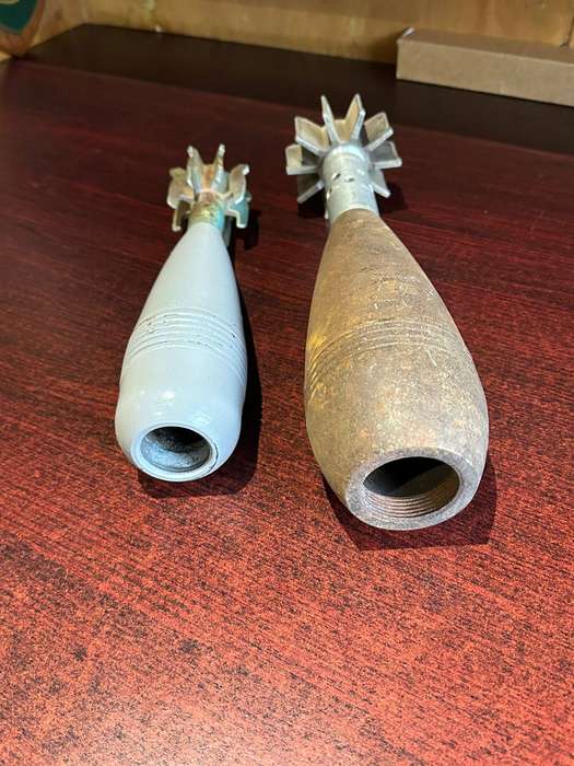 2x Deactivated mortars. Sold together. Measures 27,5cm and 34 cm.