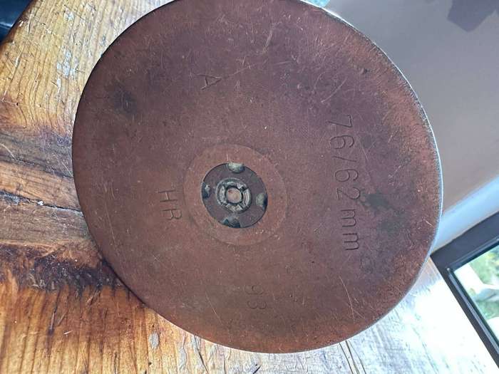 Border war period 76/62mm. artillery case, dated 1993. Overall length 63,5cm. Diameter top 80mm. Bot