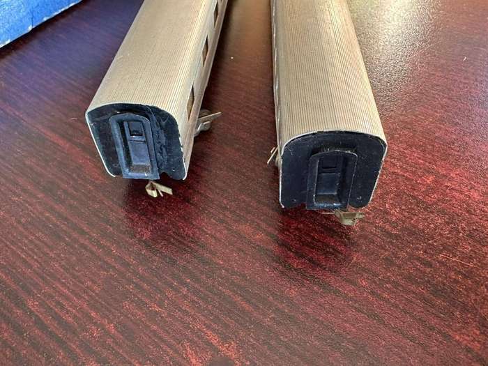 TT Guage (1:120 scale)2x coaches. Metal wheels. Very scarce.