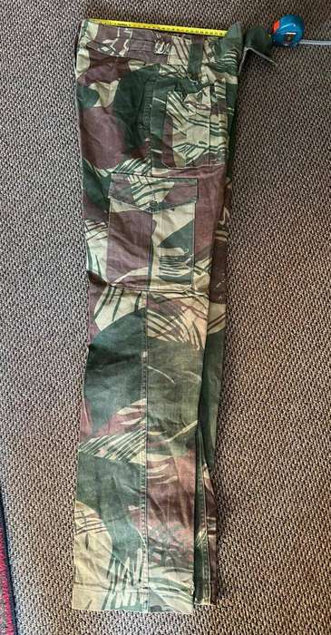 Rhodesian camo trousers, size 32 , pipe length 65 cm. Good condition.