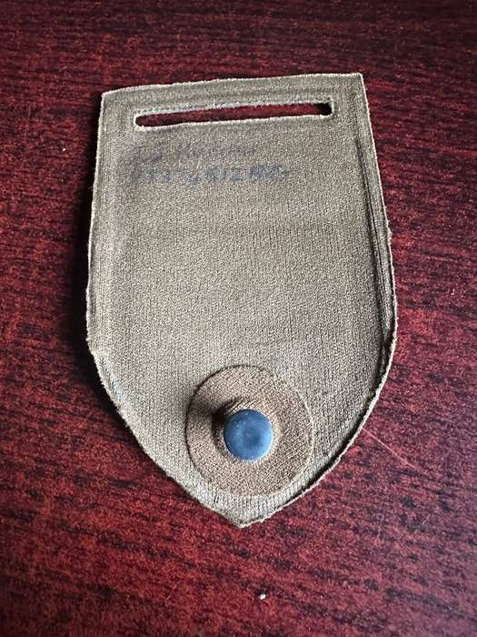 SADF dog centre tupper flash. One pin.