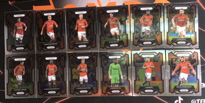 Man United BUNDLE of 12 PRIZM 2023 Soccer trading card