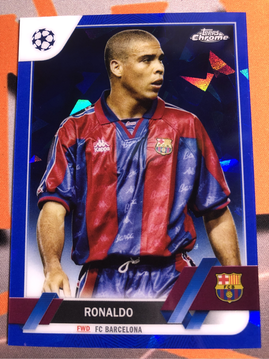 R9 Ronaldo Saphire IMAGE VARIATIONS Topps 2023 soccer trading card
