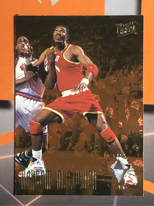 Hakeem Olajuwon Fleer 1995 Cracked Ice NBA Basketball trading card