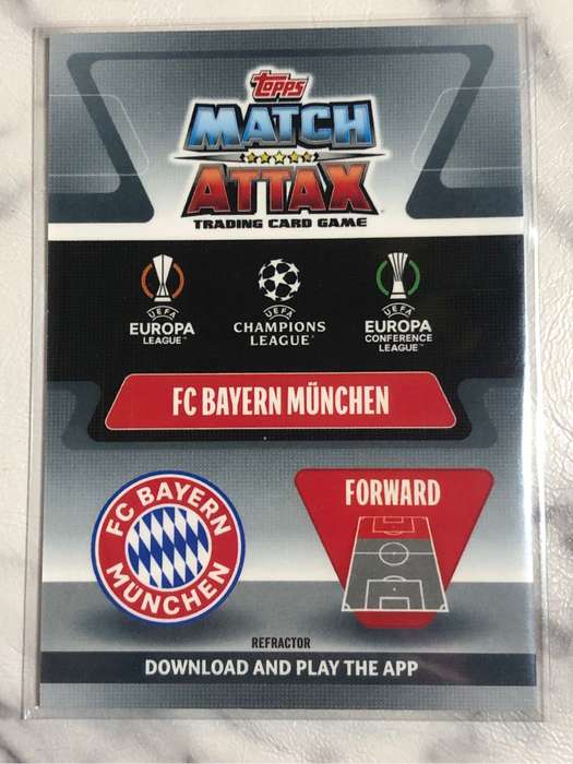 Robert Lewandowski REFRACTOR 100 CLUB Topps Match Attax  Soccer trading card