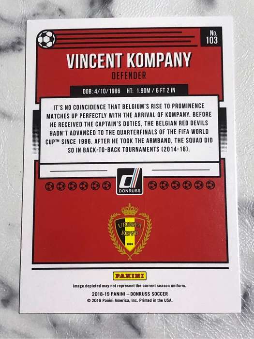 Vincent Kompany super RARE 2019 Donruss Soccer trading card