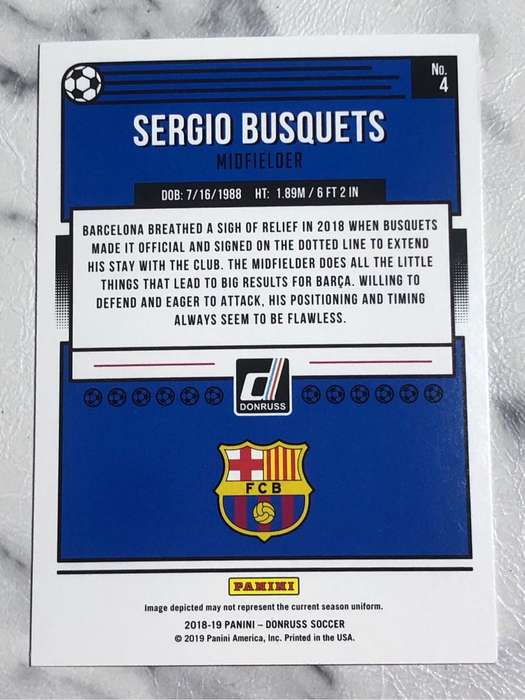 Sergio Busquets Super RARE 2019 Donruss Soccer trading card