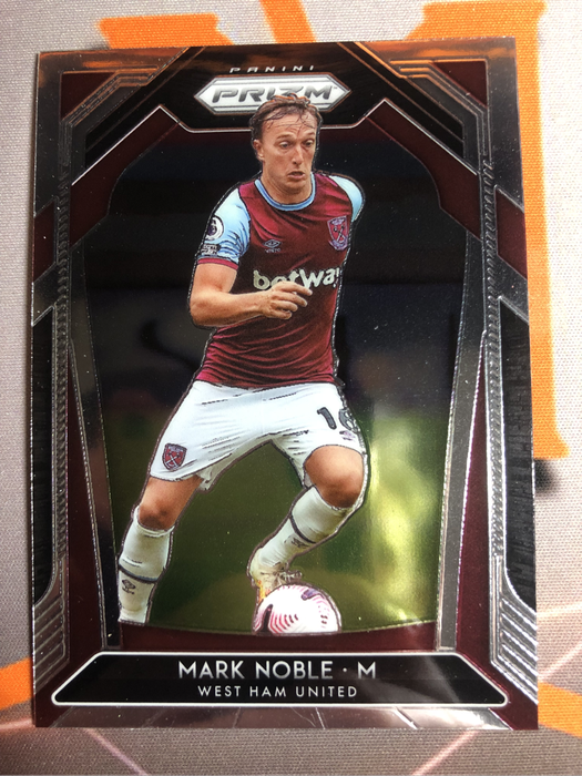 Mark Noble Prizm 2022 soccer trading card