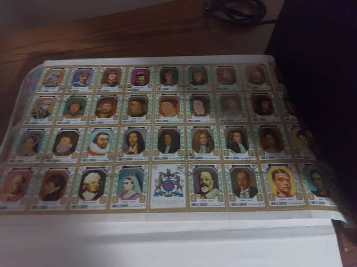 Stamp collection of 1500 stamps. some unique and valuable.