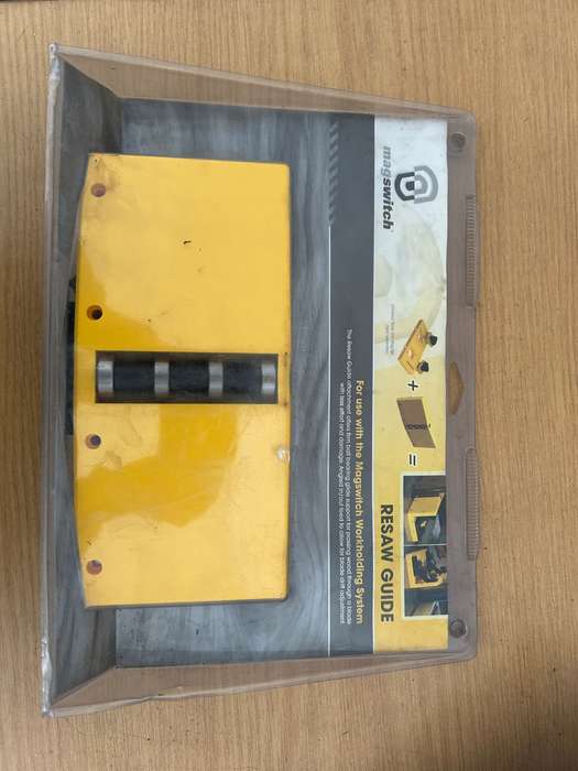 MAGSWITCH RESAW GUIDE 120214 BAND SAW