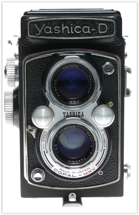 Yashica-D 120 Film Camera with Yashicor 80mm f/3.5 Lens with CARRY BAG