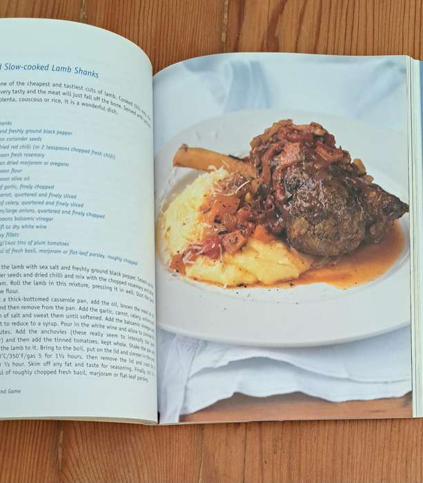 Jamie Oliver The Naked Chef food cooking famous celeb cookbooks culinary cuisine British foodie drin