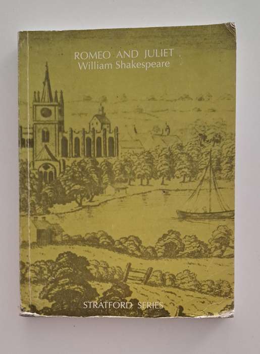 Romeo And Juliet By William Shakespeare Stratford Series school poetry play classic