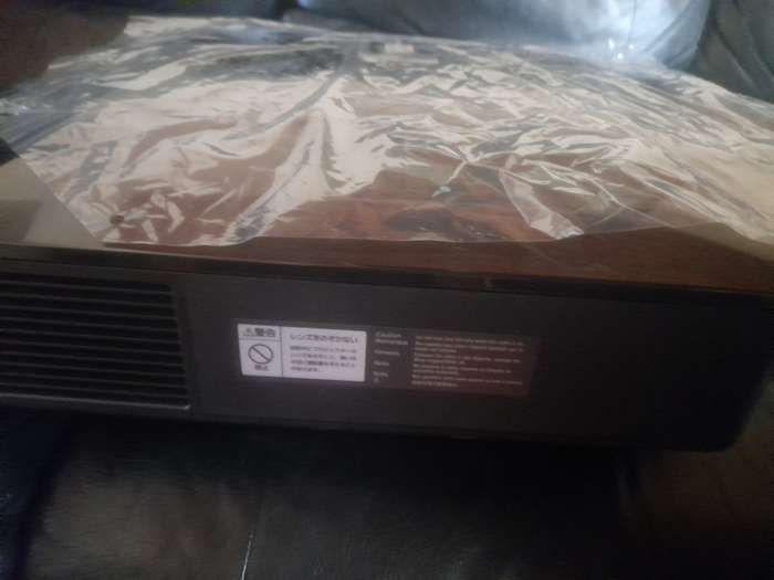 SONY VLP-HW50ES/B1 PROJECTOR | 3D HOME CINEMA | 1080P RES | 1700 LUMENS