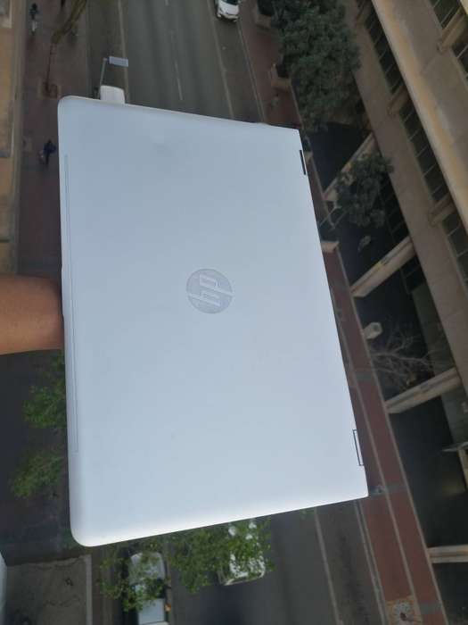 HP TOUCHSCREEN ENVY X360 m6 CONVERTIBLE 2-IN-1, I5 7TH GEN, 12GB RAM, 480GB SSD, LAPTOP BAG