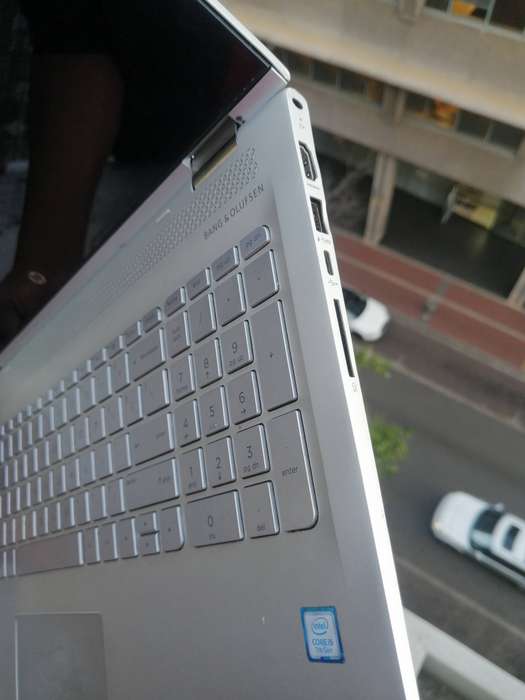 HP TOUCHSCREEN ENVY X360 m6 CONVERTIBLE 2-IN-1, I5 7TH GEN, 12GB RAM, 480GB SSD, LAPTOP BAG