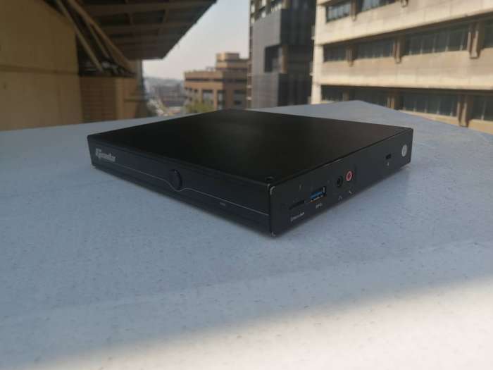 Giada Mini PC Intel Core i5-4th gen, 4 GB Ram, 250GB hdd, Intel HD Graphics, power adapter