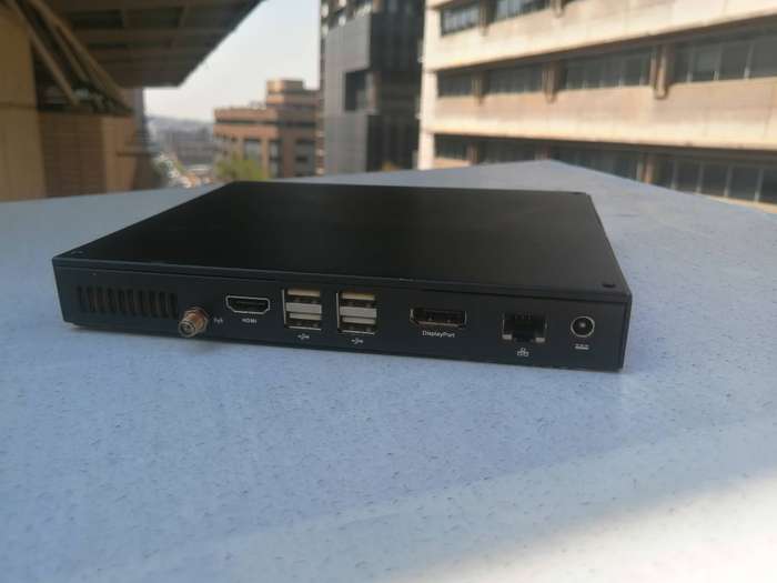 Giada Mini PC Intel Core i5-4th gen, 4 GB Ram, 250GB hdd, Intel HD Graphics, power adapter