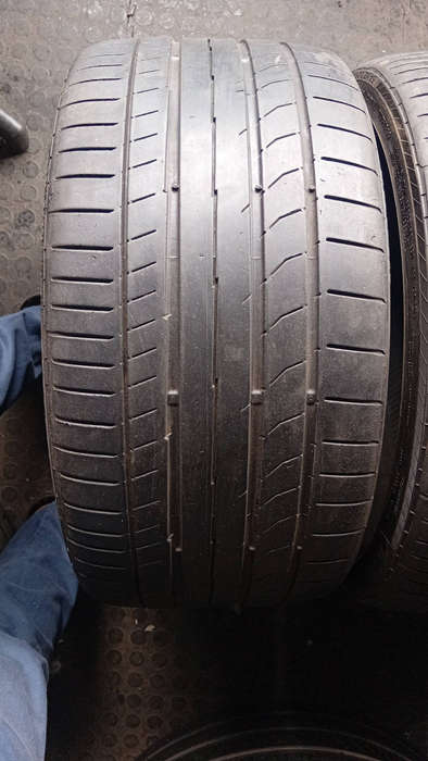 255/30/19 × 2 Continental fairly used tyres