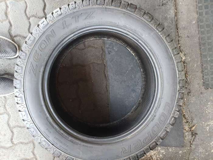 305/50/20 Cooper Zeon LTZ. Good looking tyres