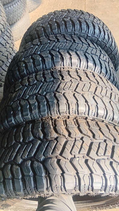 275/55/20 × 4 Radar Renegade RT fairly used tyres
