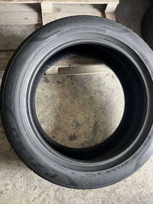 275/45/20, 305/40/20 Pirelli Pzerro *runflat fairly used tyres