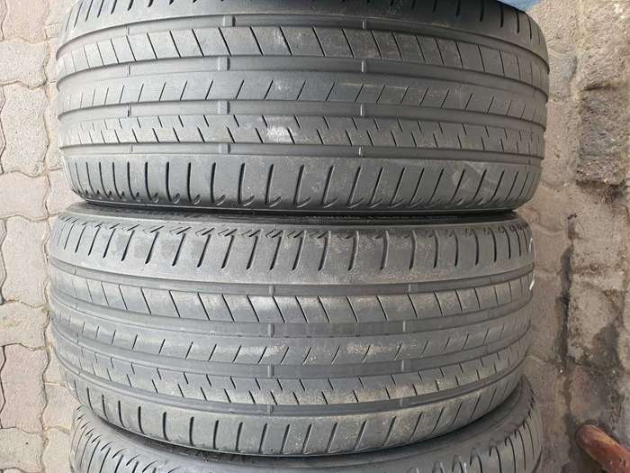 275/35/21, 245/40/21 Bridgestone Alenza Runflat used tyres